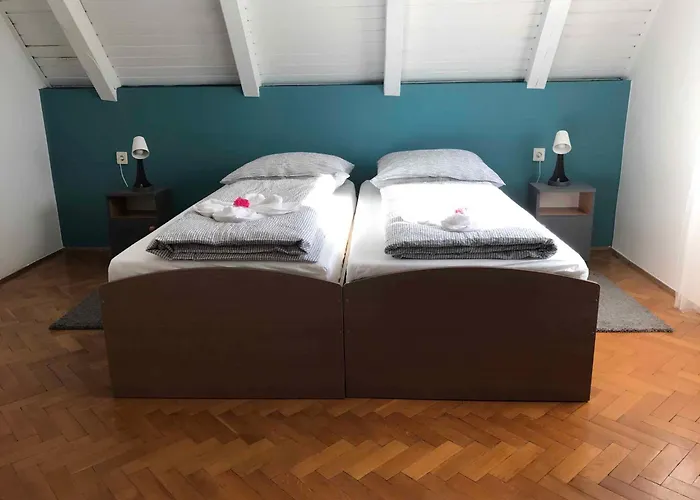 In 41942 * Balatonkeresztúr