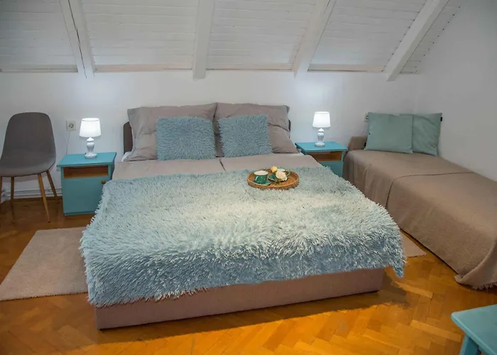 In 41942 شقة Balatonkeresztúr